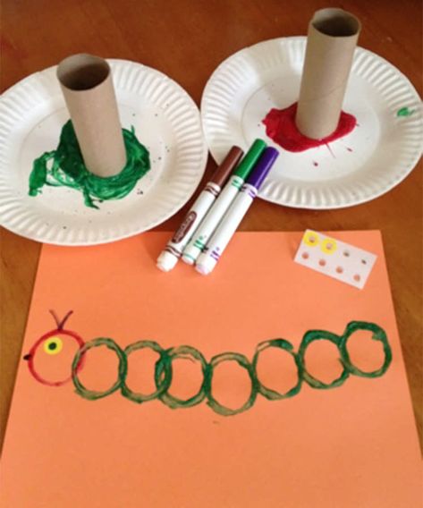 Caterpillar Crafts, The Very Hungry Caterpillar Activities, Hungry Caterpillar Craft, Hungry Caterpillar Activities, Caterpillar Craft, Insect Crafts, Bug Crafts, Toddler Arts And Crafts, Daycare Crafts