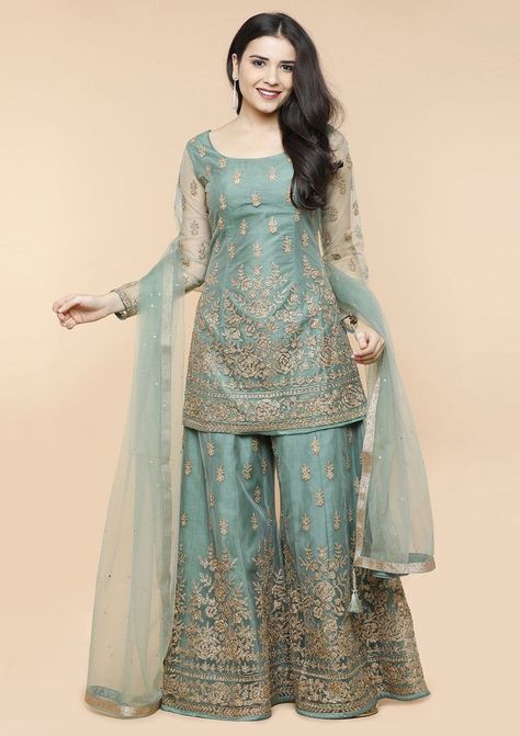 Green Salwar Suit, Bridal Dresses Ideas, Sharara Dress, Green Sharara, Designer Sharara, Shadi Dresses, Pakistani Formal Dresses, Desi Wedding Dresses, Latest Dress Design