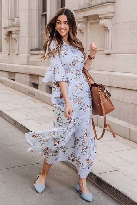 Modest Day Dresses, Modest Easter Outfits, Stylish Modest Outfits, Trendy Modest Outfits, Heel Ideas, Modest Church Dresses, Modest Trendy Outfits, Triangle Outfits, Trendy Modest Dresses