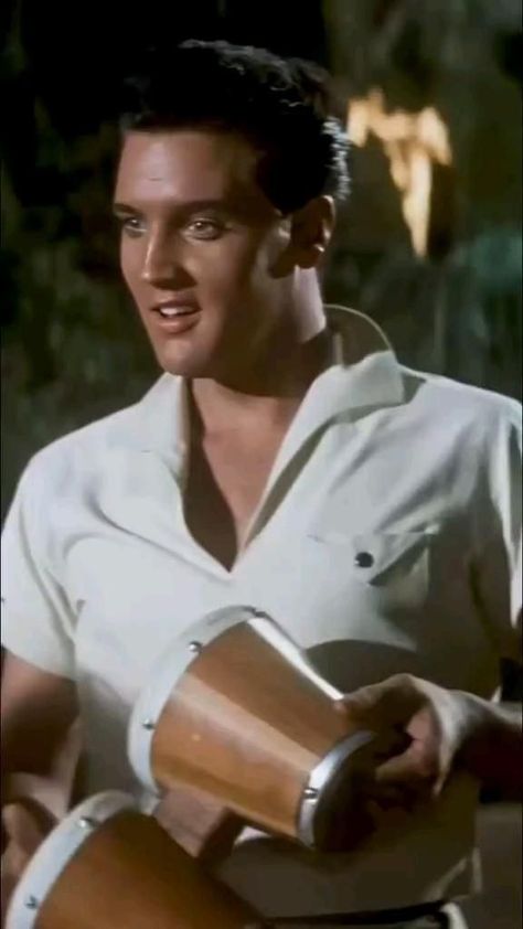 Elvis Gif, Elvis Photos, Elvis Army, Presley Family, Elvis Videos, Elvis Presley Videos, Elvis Films, Elvis Presley Concerts, Elvis Songs