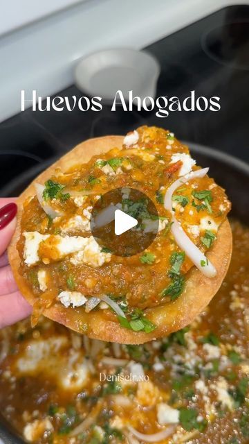 Denise on Instagram: "#huevos#huevosahogados#huevosrancheros#huevosentostada#huevosahogadosensalsa#desayuno#desayunosaludable#desayunomexicano#ideasparacocinar#hechoencasa#recetas#comidacasera#recetasmexicanas#recetasfaciles#foryoupage#paratii#senoralife#loncheparamiesposo#easyrecipe#familyfriendlyrecipes#explorepage#instagramreels#foodie#cravings#hungry" Breakfast Ideas Mexican Mornings, Authentic Mexican Breakfast Ideas, Mexican Egg Breakfast, Breakfast Ideas Mexican, Mexican Breakfast Ideas, Ideas Para Desayunos, Desayunos Ideas, Ideas Cena, Ideas Desayuno