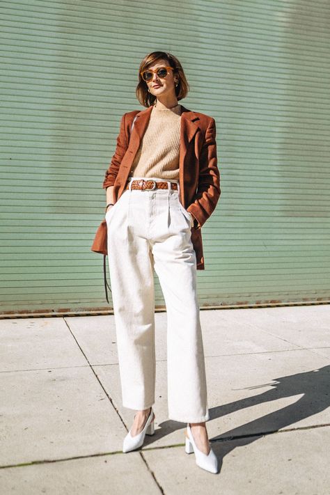 fall trend: rust-colored blazers #fallfashion #falltrends #blazer Terracotta Blazer Outfit, Rust Blazer Outfit, Corduroy Blazer Outfit, Orange Blazer Outfits, Blazer Outfit Ideas, Beige Turtleneck, Boss Lady Outfit, Hidden Games, Mansur Gavriel Bag