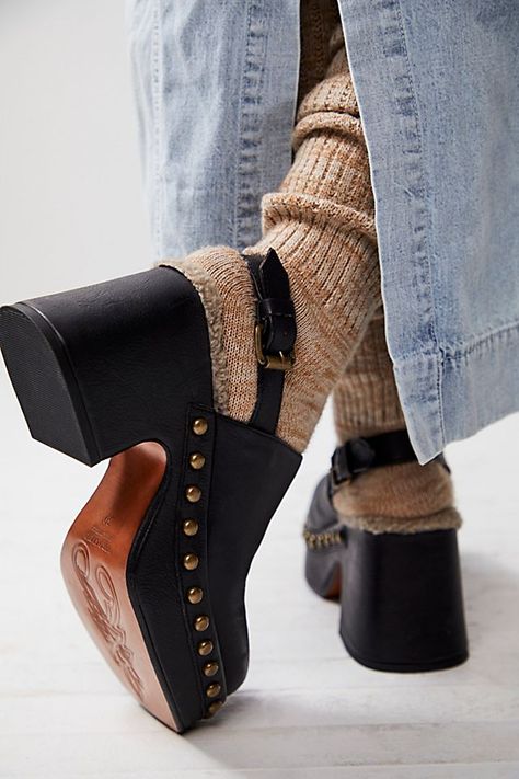 Studded Clogs, Free Spirit Style, Platform Clogs, Free People Shoes, Chunky Block Heels, Sandals For Sale, Clogs Shoes, Sneaker Heels, Winter 2024