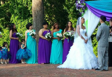 I like the way the bridesmaids are rotating between the two colors, possibly just have maid of honor and junior brides maids in purple everyone else in turquoise Turquoise Wedding Ideas, Purple Teal Wedding, Purple Turquoise Wedding, Blue Purple Wedding, Turquoise Bridesmaid Dresses, Galaxy Wedding, Peacock Wedding Theme, Purple Wedding Theme, Purple Theme