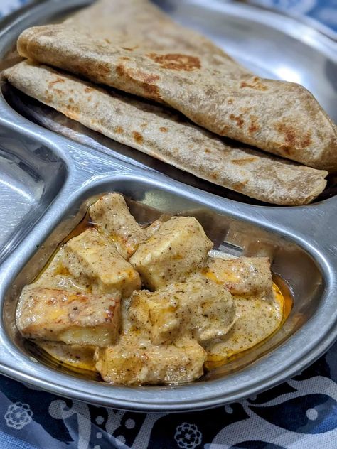 Khana Khazana, Naan Recipe, Food Aesthetics, Snap Food, Food Snapchat, Naan, Indian Food, Book Characters, Aesthetic Food