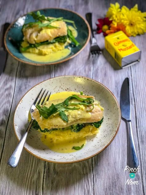 Smoked Haddock Recipes, Kedgeree Recipe, Haddock Recipes, Smoked Haddock, Rice Side Dish Recipes, Creamy Mustard Sauce, Fish Dinner Recipes, Pinch Of Nom, Rice Side Dishes