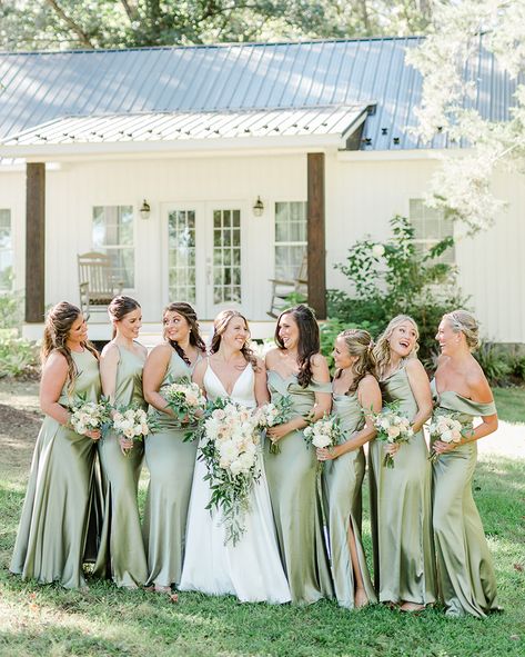 Bridesmaid Dresses Sage Green Satin, Beach Wedding Green Bridesmaid Dresses, Bridesmaid Dresses Winery Wedding, Pastel Green Bridesmaids Dresses, Pastel Green Wedding Theme Bridesmaid Dresses, Greenery Bridesmaid Dresses, Sage Green Bridesmaid Dresses Beach Wedding, Pistachio Green Bridesmaid Dresses, Green Pastel Bridesmaid Dresses