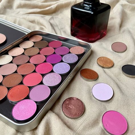 Magnetic Eyeshadow Palette, Depotting Makeup, Magnetic Palette, Eyeshadow Pallets, Makeup Palette, Eyeshadow Palette, Create Yourself, Makeup, Instagram