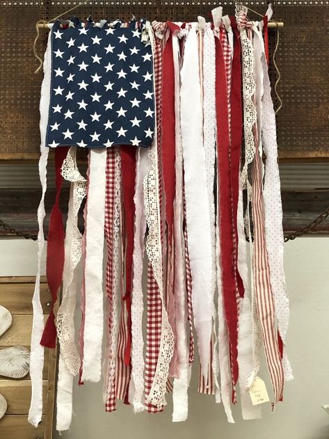 Ribbon American Flag, Homemade Fourth Of July Decorations, Americana Crafts, 4th July Crafts, Independance Day, Fourth Of July Decor, Patriotic Crafts, 4th Of July Decorations, July Crafts