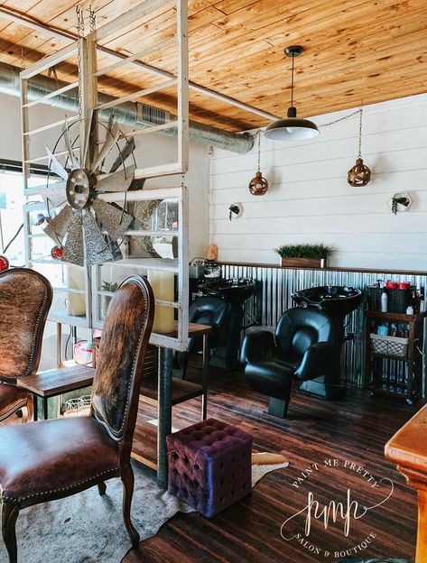 Farmhouse Hair Salon Rustic, Rustic Hair Salons, Farmhouse Hair Salon Decor, Rustic Beauty Salon Ideas, Boho Hair Salon Decor Bohemian, Boho Western Salon, Farmhouse Esthetics, Farmhouse Hair Salon, Western Hair Salon Ideas