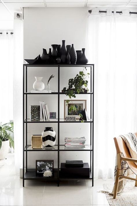 Weekend decorating idea: display your collectibles stylishly — The Decorista Ikea Shelves, Shelves Ideas, Decor Ikea, Asian Homes, Asian Home Decor, Small Apartment Living Room, Small Apartment Living, Shelf Styling, Decoration Inspiration