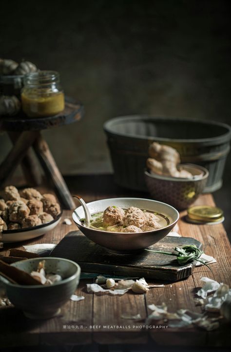 Meatballs Photography, Meatball Photography, Food Photography Fruit, Asian Food Photography, Rustic Food Photography, Bar Restaurant Design, Architecture Restaurant, Moody Food Photography, Dark Food Photography