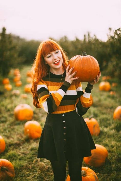 Halloween Inspired Outfits, Estilo Gossip Girl, Pumpkin Queen, Pumpkin Outfit, Halloween Tattoo, Vintage Inspired Fashion, Quirky Fashion, Halloween Fashion, Look Vintage