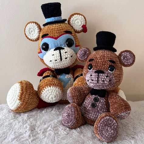 I crocheted Glamrock Freddy and Freddy Fazbear from Five Nights at Freddy’s! Fnaf Free Crochet Patterns, Fnaf Crochet Pattern, Fnaf Crochet Plushies, Crochet Glamrock Freddy, Crochet 5 Nights At Freddys, Crochet Five Nights At Freddys, Teddy Crochet, Teddy Bear Amigurumi, Fnaf Crafts