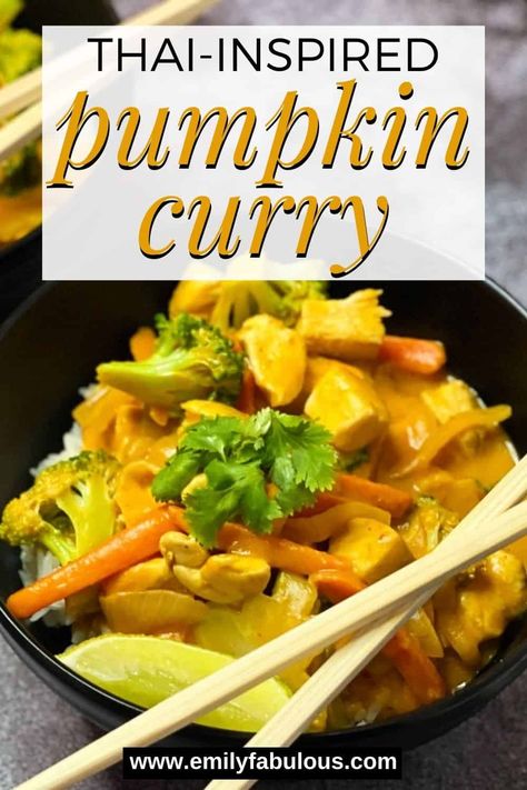 thai pumpkin chicken curry Pumpkin Puree Curry, Pumpkin Curry Thai, Pumpkin Curry Recipe, Thai Pumpkin Curry, Pumpkin Chicken, Red Thai Curry, Canned Pumpkin Recipes, Thai Curry Recipes, Chicken Gnocchi Soup Olive Garden