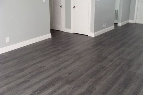 Grey Wood Floors Bedroom, Light Grey Wood Floors, Grey Wooden Floor, Bedroom Wood Floor, Grey Hardwood Floors, Grey Laminate Flooring, Diy Wood Floors, Grey Hardwood, Living Room Wood Floor