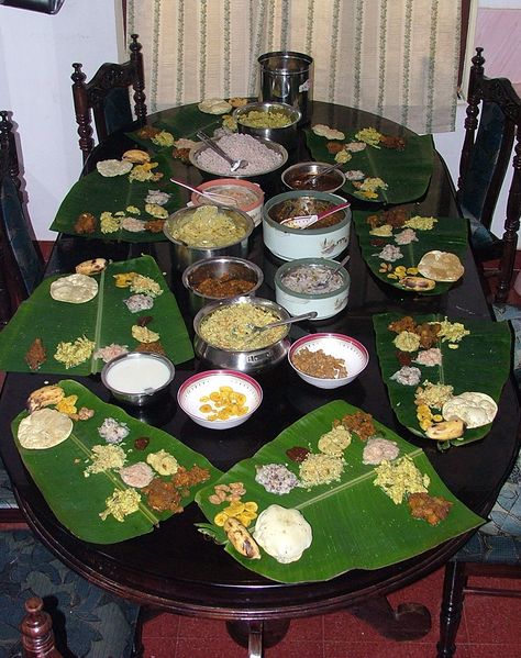 Kerala Traditional Food  #food #travel Onam Festival Snapchat, Onam Food Photography, Kerala Food Snap, Kerala Food Photography, Onam Food, Kerala Beauty, Christmas Food Photography, Onam Sadhya, Onam Festival