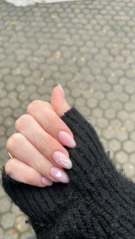 #nails #nailart #nailpolish #nailstagram #nailsart #nailfashion #springnails#nailpro Milky Pink Nails, Basic Baddie Nails, Pink Nails Opi, Bow Nail Designs, Kutek Disney, Milky Pink, Manikur Kuku, Dreamy Aesthetic, Milky Nails