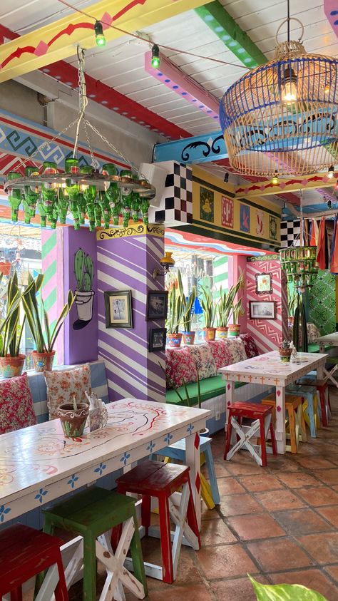 Funky Restaurant Design, Mexican Cafe Interior, Modern Mexican Restaurant Design, Mexican Bakery Shop, Colorful Restaurant Design, Art Cafe Interior, Bright Coffee Shop, Mexican Restaurant Aesthetic, Taqueria Design