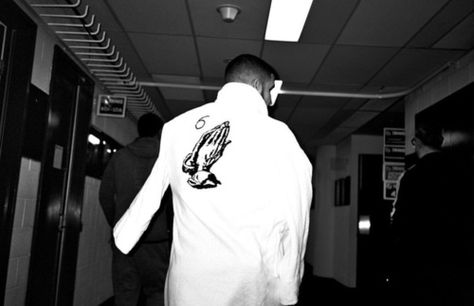 Drake Twitter Header, Drake Computer Wallpaper, Drake Macbook Wallpaper, Drake Desktop Wallpaper, Drake Wallpaper Laptop, Drake Album Cover, Old Drake, Drakes Album, Certified Lover Boy