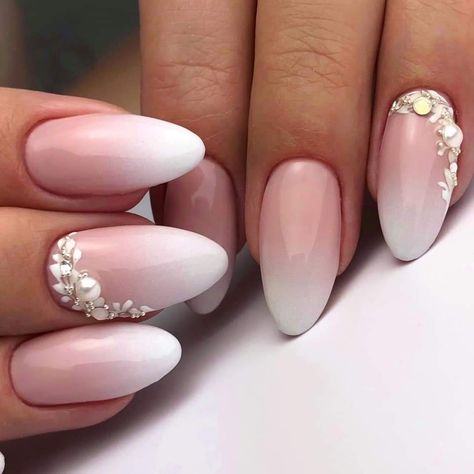 French Ombre Nails, Nails With Pearls, Baby Boomers Nails, Bridal Nails Designs, Unghie Sfumate, French Ombre, Ombre Nails Glitter, Nails Design With Rhinestones, Nail Art Ombre