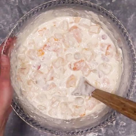 This Filipino fruit salad recipe with cream cheese is sure to be a hit. It's a Pinoy style dessert from the Philippines that whips up fast. Filipino Fruit Salad Recipe, Fruit Salad With Cream Cheese, Whipped Cream Fruit Salad, Easy Fruit Cocktails, Fruit Salad With Cream, Filipino Fruit Salad, Pinoy Dessert, Recipe With Cream Cheese, Float Recipes