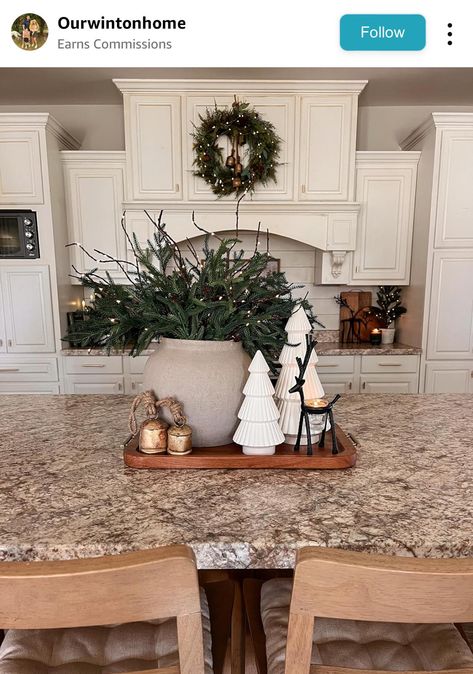 Kitchen Corner Counter Christmas Decor Ideas, Christmas Kitchen Counter, Kitchen Window Christmas Decor, Christmas Greenery Decor, Fireplace Mantle Decor, Christmas Window Decorations, Christmas Kitchen Decor, Holiday Table Decorations, Diy Resin Art