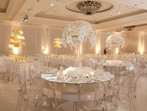 Ghost Chair Wedding, Wedding Reception Chairs, White Wedding Reception, Reception Chairs, White Wedding Decorations, Wedding Reception Table Decorations, Southern California Wedding Venues, Clear Table, All White Wedding