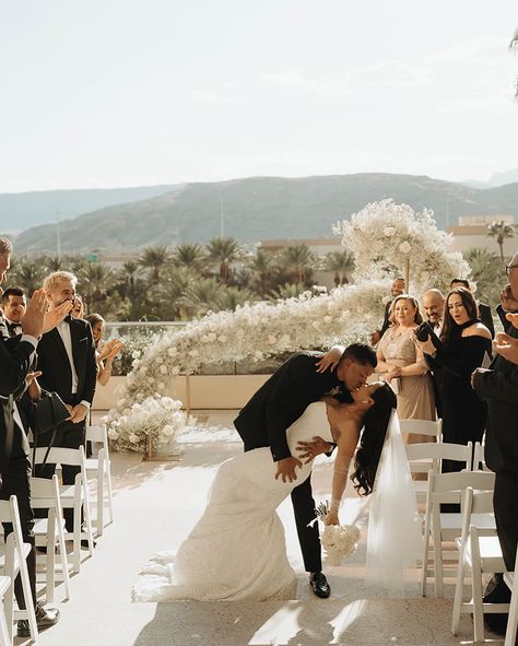 Swooning over The Serrano’s💫 Our couple’s ceremony was absolutely enchanting, with a breathtaking floating arch that stole the show💞 A big shoutout to the amazing @bloomingbelleslv team for turning our floral dreams into reality. We couldn’t be more grateful for your talent! Planner and Designer: @jennifermaryevents Venue : @redrockresortevents Photography: @onyxandarrowcollective Videography: @ginamariecollective Florals: @bloomingbelleslv Candles: @luminaryvegas Stationery: @paper... Vegas Weddings, Nancy Meyers, Dreams Into Reality, Las Vegas Weddings, Vegas Wedding, Shout Out, The Amazing, Wedding Ceremony, Stationery Paper