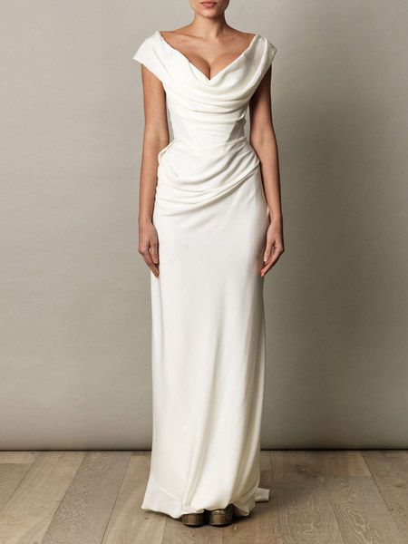 Vivienne Westwood Gold Label Cocotte Georgette Drape Dress in White (ivory) - Lyst Vivienne Westwood Bridal, Cowgirl Boots Wedding, Sukienki Maksi, Wedding Gown Simple, Perfect Wedding Shoes, Wedding Shoes Comfortable, Bridesmaid Gowns, Wedding Dress Chiffon, Desert Wedding