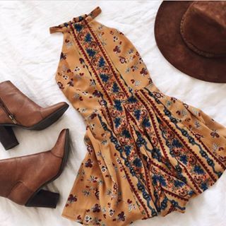 Boho Mode, Mode Hippie, Stil Boho, Halter Romper, Mode Boho, Printed Summer Dresses, Ruffles Fashion, Sleeveless Mini Dress, Mode Inspiration