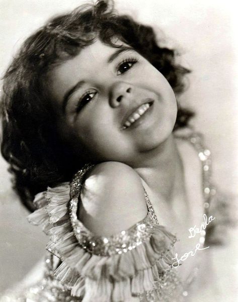 Darla Hood, Our Gang Darla Little Rascals, Darla Hood, Our Gang, Little Rascals, American Comedy, Old Tv Shows, Vintage Tv, Child Actors, Pinterest Account