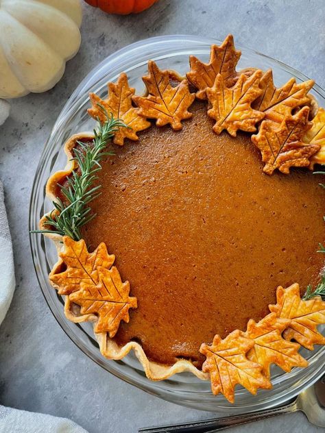 The Perfect Pumpkin Pie - Espresso and Lime Pumpkin Pie Decoration, Easy Pie Dough, Store Bought Dough, Turkey And Gravy, Perfect Pumpkin Pie, Pie Decoration, Crumble Tart, Pie Dough Recipe, Fall Aesthetics