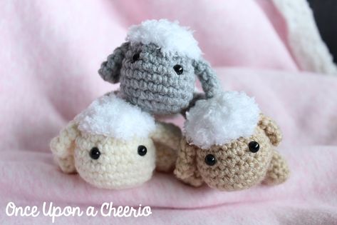 Rosemary Lamb Free Crochet Pattern | crochet, crochet pattern, free pattern, amigurumi, handmade, toy, gifts, baby, baby shower, lamb, sheep, #crochet #freepattern #freecrochetpatterns Crochet Sheep Free Pattern, Side Saddle Stitch, Rosemary Lamb, Crochet Lamb Pattern, Yarn Monsters, Yarn Toys, Single Crochet Decrease, Crochet Sheep, Side Saddle