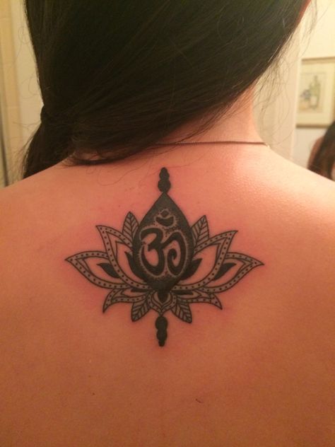 My first tattoo | An om symbol inside the lotus flower. Ohm Lotus Tattoo, Om Tattoo Meaning, Om Lotus Tattoo, Lotus Tattoo Meaning, Tattoos Meaning Strength, Om Symbol Tattoo, Lotus Flower Tattoo Meaning, Om Tattoo Design, Lotus Flower Tattoo Design