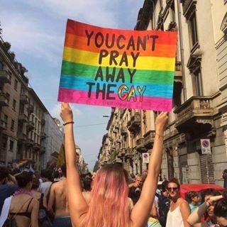 Foto Muro Collage, Lgbt Quotes, Lgbtq Quotes, Protest Signs, Lgbt Love, Lgbt Art, Pride Parade, Album Design, Lgbtq Pride