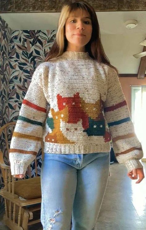 Finally Finished My Cat Sweater!! First Fo That Isn’t A Hat Cat Sweater Pattern, Trendy Crochet Sweater, Kat Haken, Crochet Jumper, Cat Sweater, Rustic Retreat, Trendy Crochet, Sweater Crochet Pattern, Tapestry Crochet