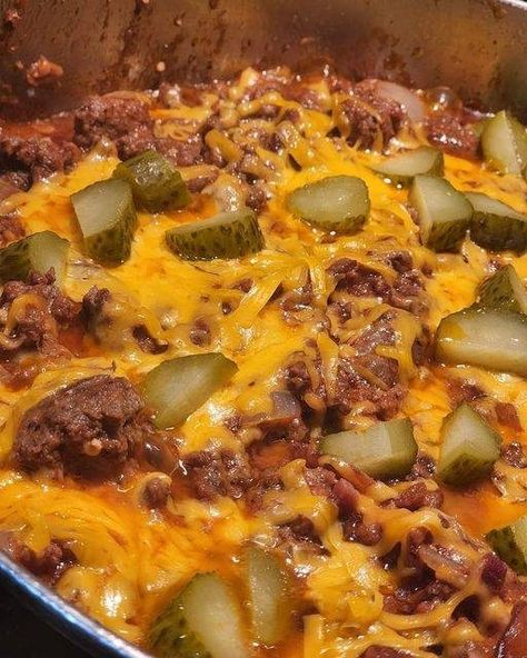 Bacon Cheeseburger Skillet, Cheeseburger Skillet, Keto Skillet, Ketosis Recipes, Carb Free Recipes, Keto Casseroles, Free Keto Meal Plan, Baked Bean Recipes, Skillet Dishes