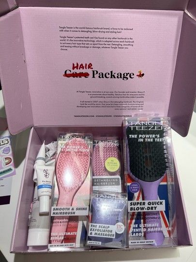 Tangle Teezer Aesthetic, Tangle Teezer Brush, Tangle Teezer, 4c Hairstyles, Care Package, Birthday Presents, Tangled, Hair Care, Makeup