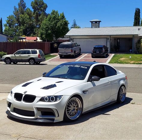 Bmw E92 Modified, E92 Modified, E92 Interior, 335i Coupe, Autos Bmw, F82 M4, Bmw E28, Bmw E92, Chill Room