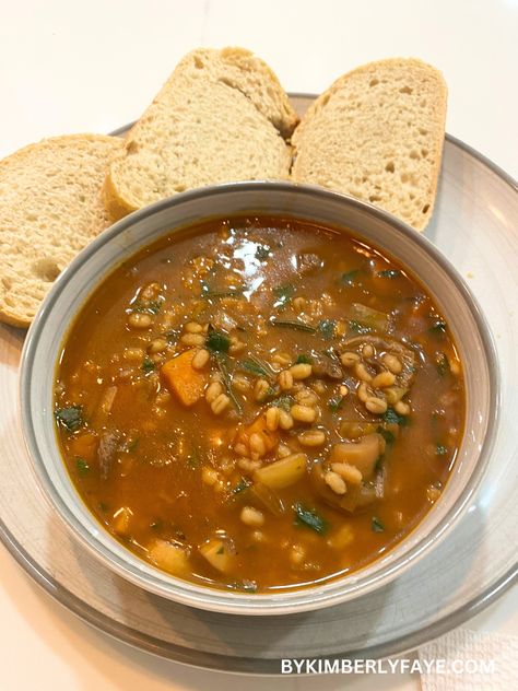 Tuscan Style Mushroom Barley Soup Recipe (Vegetarian Friendly) Barley Soup Vegetarian, Mushroom Barley Soup Recipe, Soup Recipe Vegetarian, Barley Soup Recipe, Mushroom Barley, Mushroom Barley Soup, Soup Vegetarian, Dried Porcini Mushrooms, Parmesan Rind