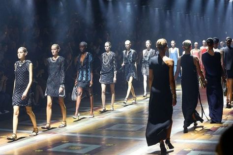 Lanvin Catwalk Stage Design, Fashion Runway Aesthetic, Events Aesthetic, Runway Fashion Aesthetic, Vegetable Dress, Garden Wonderland, Runway Aesthetic, Fashion Designing Course, Decades Of Fashion