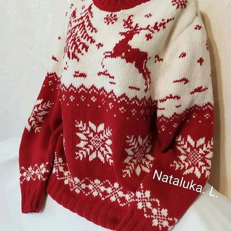 Womens Sweater Coats, Red Christmas Sweater, Christmas Crochet Patterns Free, Hood Pattern, Cute Christmas Outfits, Jumper Knitting Pattern, Fair Isle Knitting Patterns, Knitting Patterns Toys, Crochet Booties