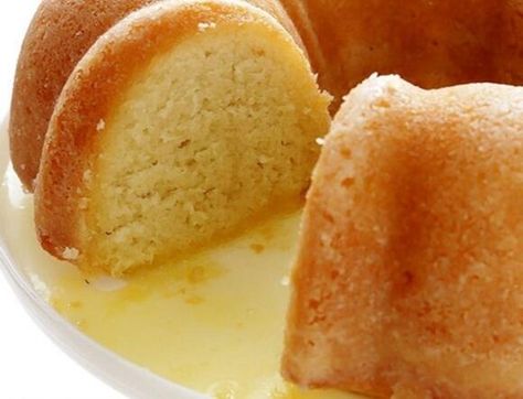 Rum Pound Cake, Rum Cake From Scratch, 5 Flavor Pound Cake, Veggie Noodles Recipes, Rum Sauce, Caramel Cake Recipe, Rum Cake Recipe, Sweet Potato Pecan, Kentucky Butter Cake