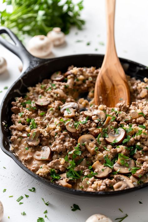 Easy Keto Ground Beef Stroganoff with Mushroom Recipe for a Healthy Dinner #ketodiet #ketorecipes #lowcarb Keto Beef And Mushroom Recipes, Ground Beef Mushroom Stroganoff, Keto Beef Stroganoff Ground Beef, Ground Beef And Mushroom Recipes Healthy, Keto Minced Beef Recipes, Ground Beef And Mushroom Recipes, Ground Beef Low Carb Recipes, Mushroom Ground Beef, Keto Ground Beef Stroganoff