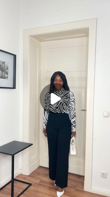 @chloe_aicha on Instagram: "The shirt Hack that will elevate your outfit part 1 
📌save for inspo

What do you think about this? 

#shirthack #zebra #zebrashirt #chloeaicha" Zebra Print Blouse Outfit, Zebra Shirt Outfit, Snake Shirt Outfit, White Long Sleeve Top With Zebra Print, Zebra Shirt, Shirt Hacks, Clothing Hacks, Chloe, Fashion Tips