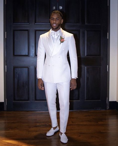 White Linen Suits For Men Wedding, All White Prom Suit, All White Groom Suit, Black Wedding Dress Wedding, White Prom Suit, Wedding Flow, Suits For Guys, Prom 2k24, Men's Suiting