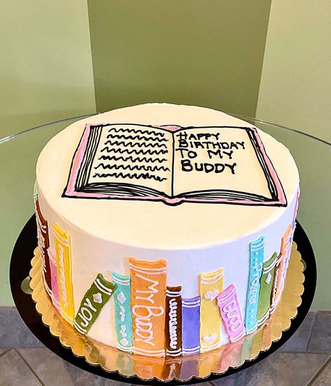 Birthday Cake For Book Lover, Birthday Cake Books Lover, Book Club Cake, Cakes For Book Lovers, Book Stack Cake, Book Themed Birthday Cake, Cake Book Design, Bookish Cake, Cake For Book Lover