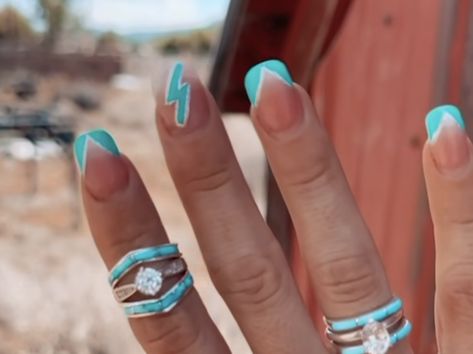 Light Blue Western Nails, Fall Country Nails, Red Western Nails, Rodeo Nails Westerns, Country Nail Ideas, Nfr Nails, Punchy Western Nails, Country Girl Nails, Punchy Nails