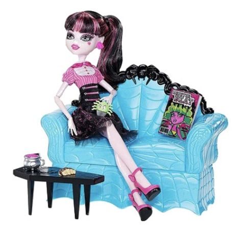 Draculaura Coffin, All Monster High Dolls, New Monster High Dolls, Doll Videos, Monster High Pictures, Monster Prom, Monster High Characters, Princess Dolls, Anime Dolls